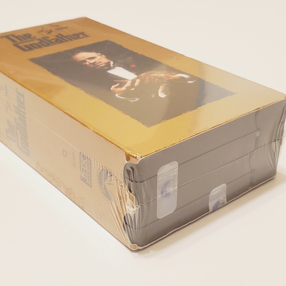 The Godfather  VHS Tape Marlon Brando Paramount Pictures Rated R New - Picture 3 of 4